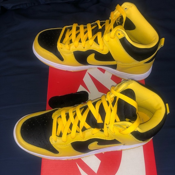 Dunk Hi Iowa SP size 9.5 Men - Picture 8 of 10